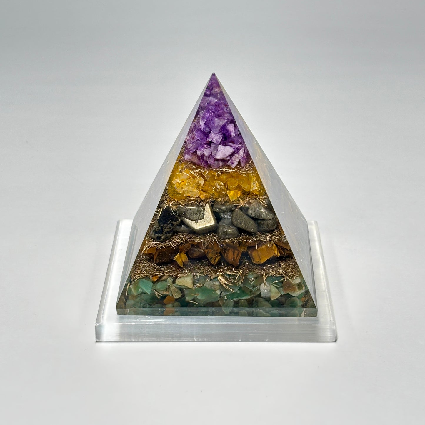 Soulbliss healing pyramid for vastu, prosperity & spiritual balance