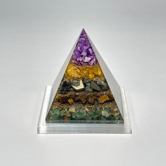 Soulbliss healing pyramid for vastu, prosperity & spiritual balance